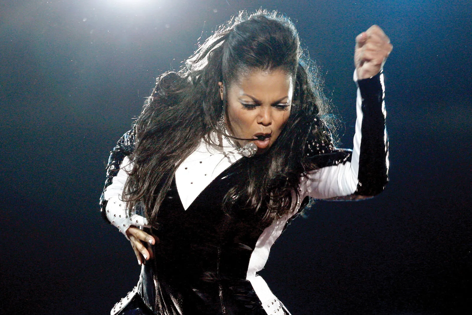 Janet Jackson Net Worth: Unraveling the Various Income Streams of the Late Pop Icon Michael Jackson's Sister