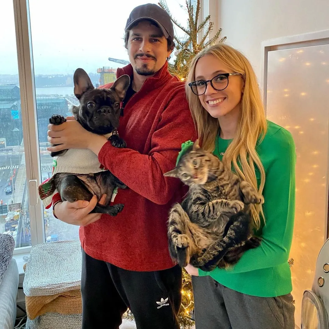  Kat Timpf’s Husband, Cameron Friscia? Biography, Age, Career, And Controversy